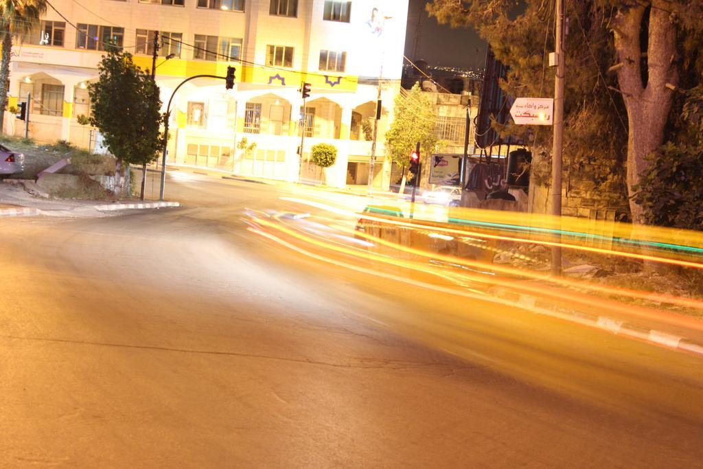 Aladdin Hotel Ramallah Exterior photo