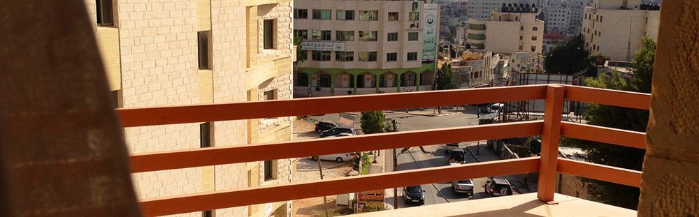 Aladdin Hotel Ramallah Exterior photo